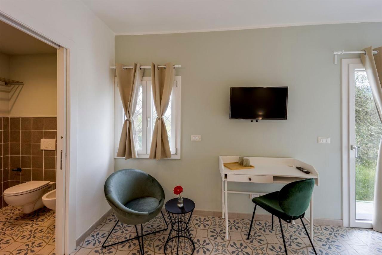 Gli Ulivi Rooms And Breakfast Marina dʼMarina dʼAndora 외부 사진